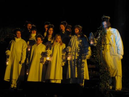 Predstava Božična noč pri Ivanovem izviru 21